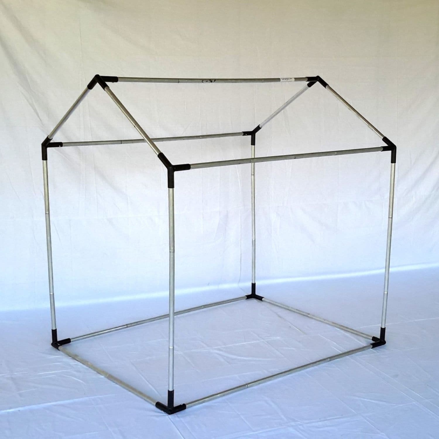 Dreamland Tent Spacious Tent for Kids