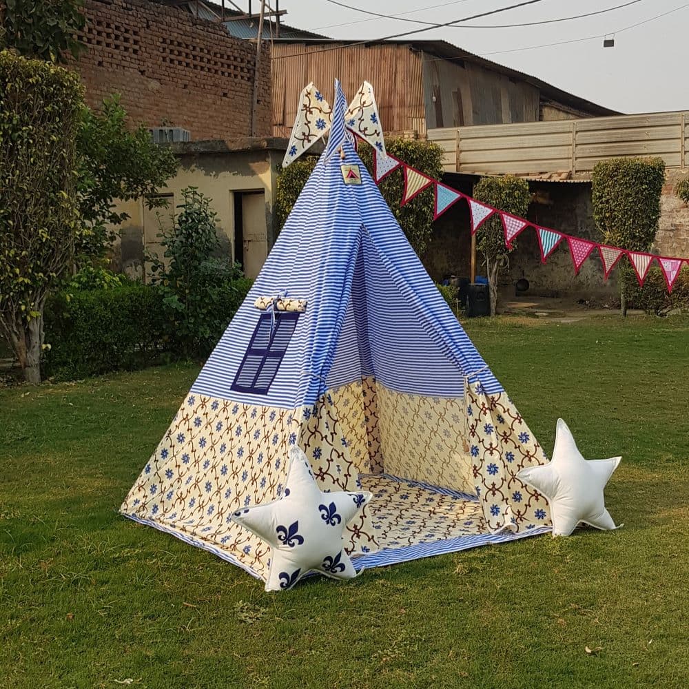 Sapphire Teepee Adventure Awaits!