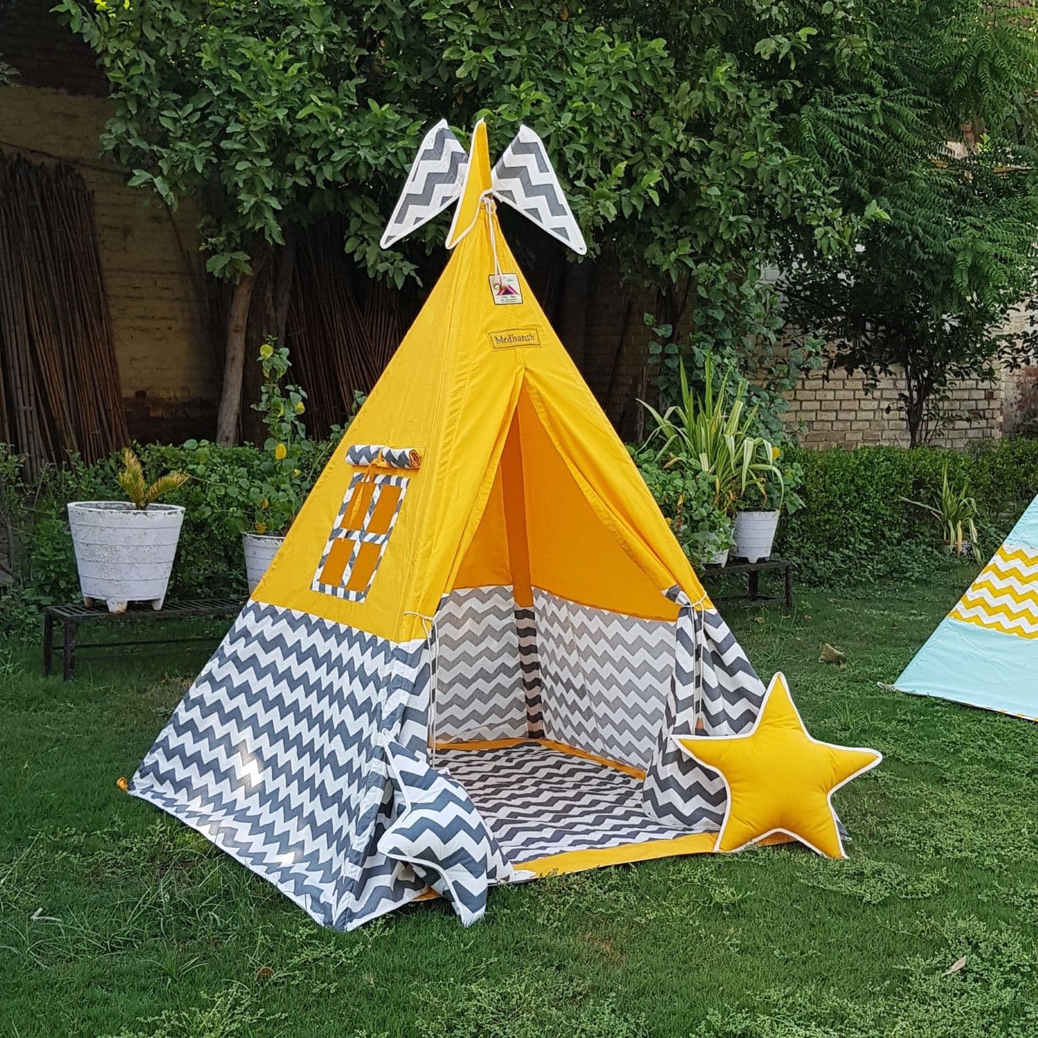 Yellow & Chevron Teepee Cozy Teepee Tent for Kids